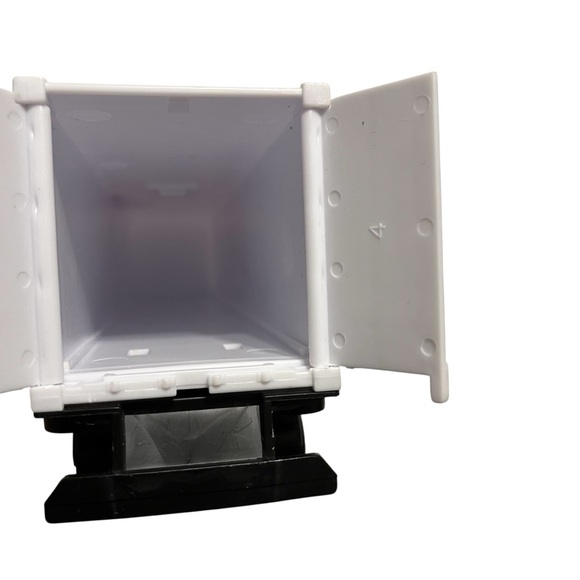 Cracker Barrel Old Country Store 12” Delivery Truck Tractor Trailer Toy - Picture 5 of 7